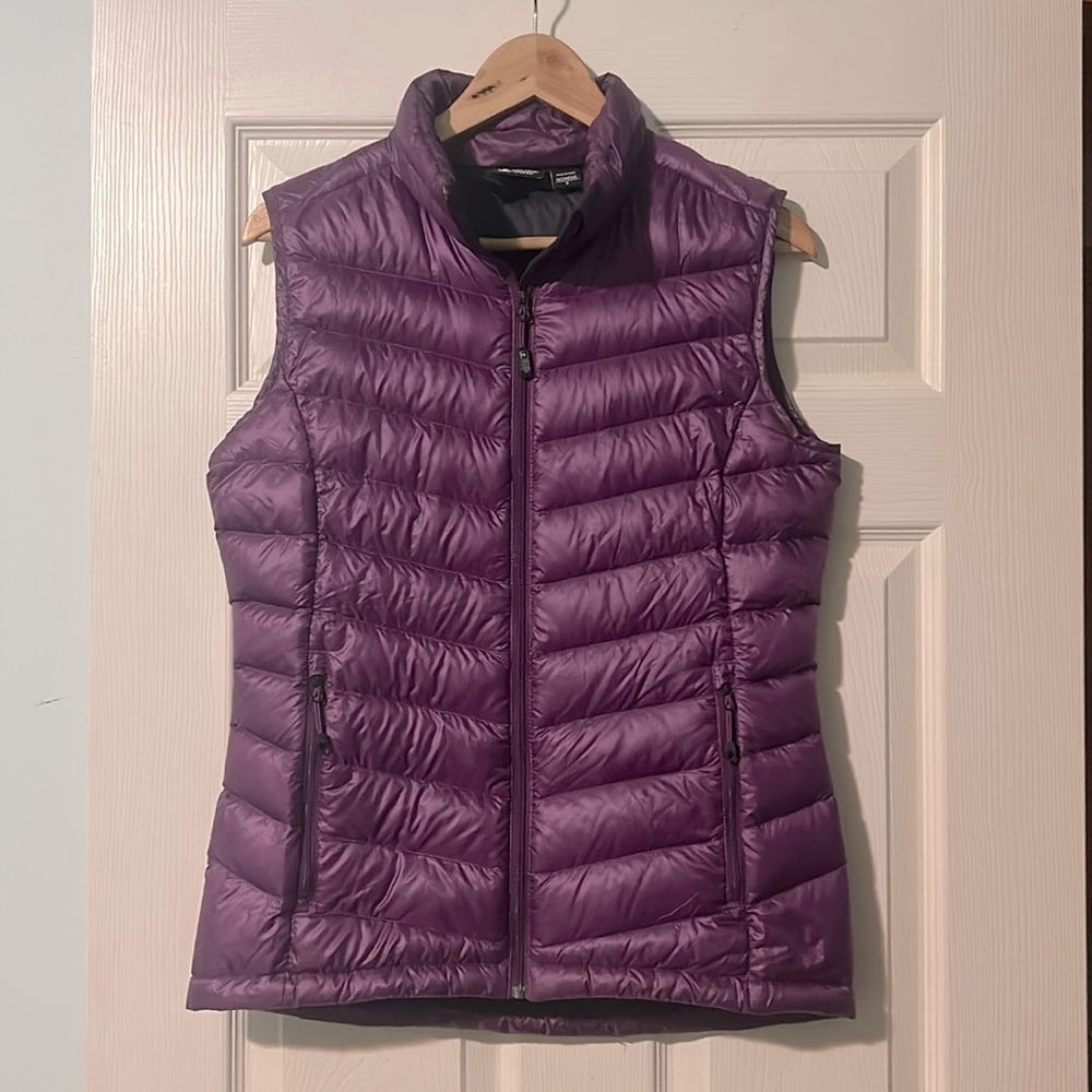 Eastern Mountain Sports goose down light vest